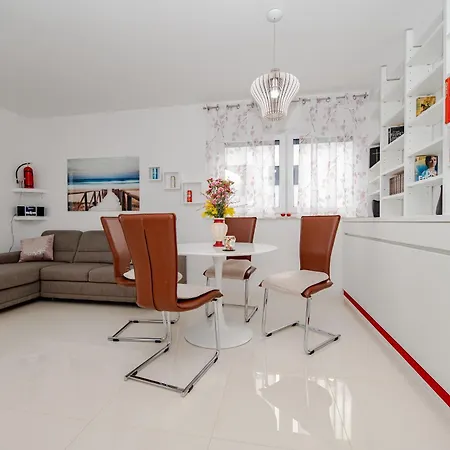 Apartman Stella Nin Exterior photo