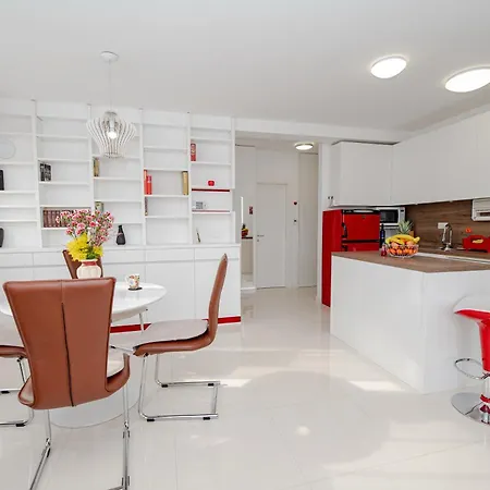 Apartman Stella Nin Exterior photo
